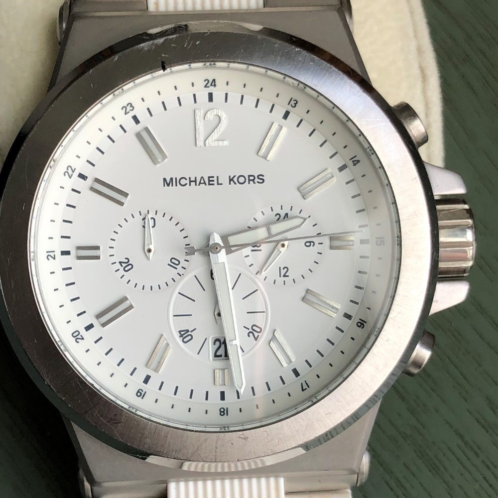 Man's watch